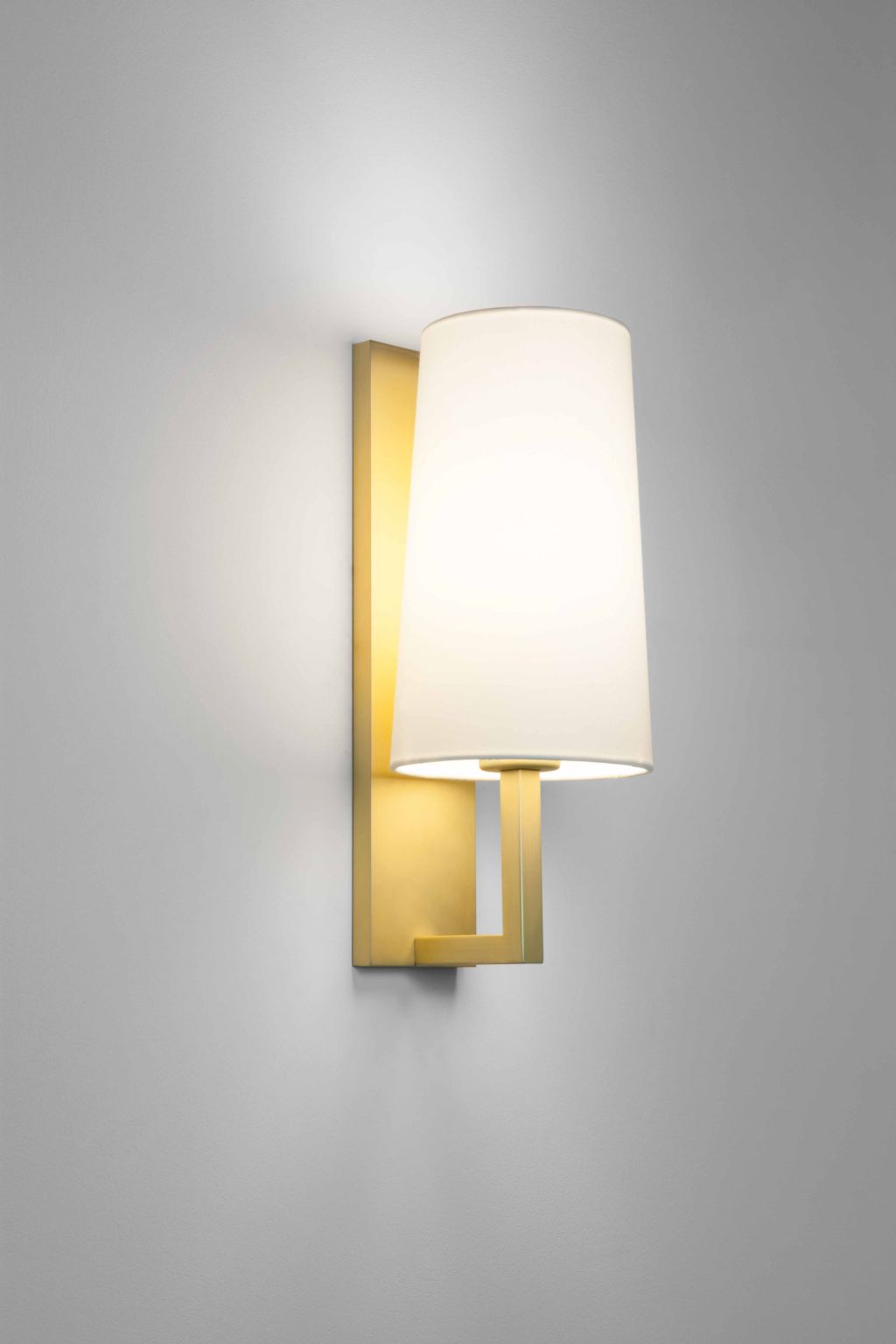 ASTRO Riva 350 Matt Gold without shade (1214008)
